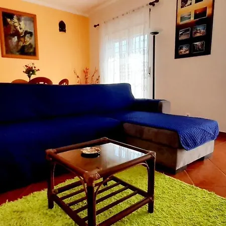 Casa Olhos De Mar - 7 Min Pe アパート *